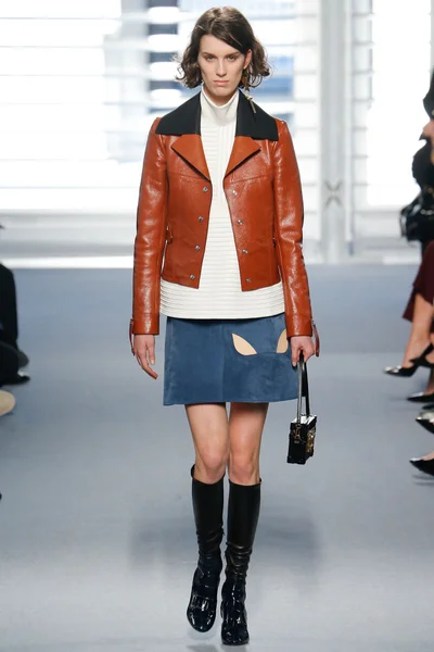 Look 2